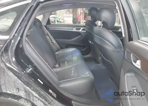 2015 Hyundai Genesis 3.8 from USA, damaged, VIN KMHGN4JE8FU091341